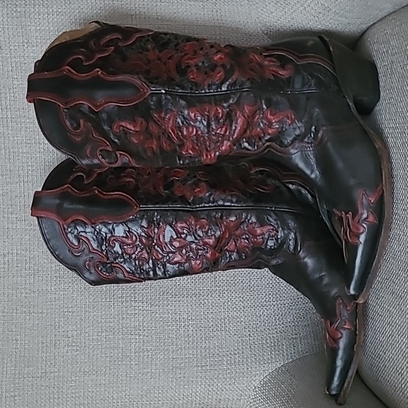 Cowboy boots - Picture 2 of 8